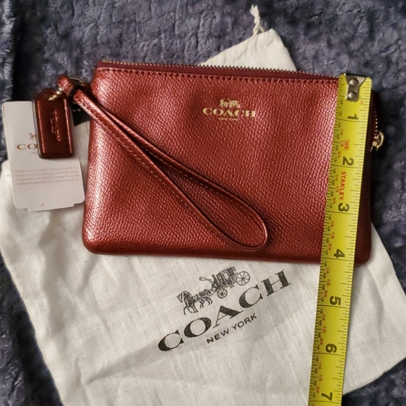 🆕️ Coach Wallet Wristlet - Picture 2 of 5